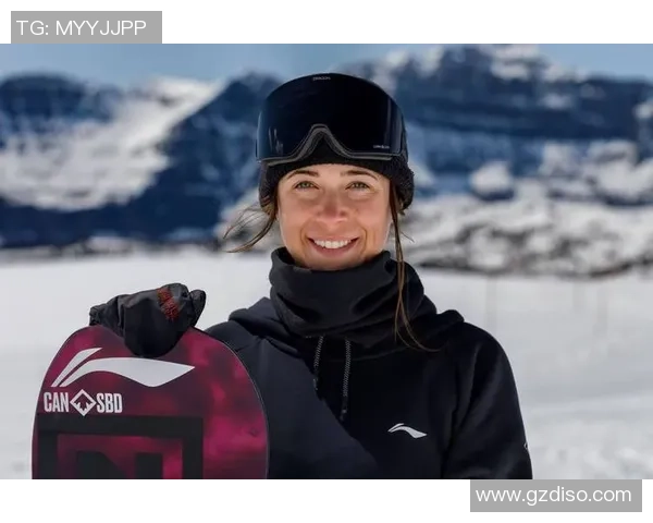 阿迪达斯女足球的崛起与发展探索女性足球运动的新篇章 阿迪达斯女足球的崛起与发展探索女性足球运动的新篇章